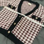 Anthropologie Maeve Sz: M  sweater Maroon White Houndstooth Vneck Cardigan. Photo 2