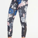 Old Navy Womens Active High-Rise 7/8 Floral Priny Elevate Leggings - Sz M Photo 0