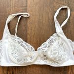 Christian Dior vintage white lace bra, 34B Photo 0