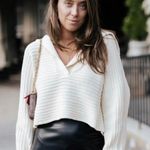 Vestique NWT Ivory Sweater Photo 0