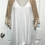 Cato  18 20 White Paisley Print Raglan Sleeve Ruffle Hem Tunic Top Photo 0