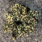 Yellow cheetah oversized hair scrunchie Photo 1