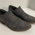 Indigo Soul  Gray Shredded Ankle Booties Size 9 Photo 3
