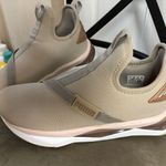 Puma Size 9.5 Beige Sneakers Photo 2