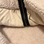 American Eagle Outfitters Cream Sherpa Jacket Photo 5