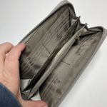 Nicole Miller New York Gray Textured Leather Wallet 4 Inner Compartments Photo 3