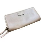 Kate Spade New York Womens Tan Leather Wallet With Zip Closure & Card Slots 8x4 Photo 14