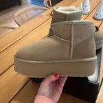 Free People  platform Uggs  Photo 5