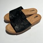 BØRN leather embossed Fish lake Tooled embossed born Sandals Size 10 B57 Black Photo 9