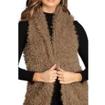 Ashley by 26 International Ashley Premium By 26
International Womens Black
Brown Faux Fur Vest Size L Photo 3