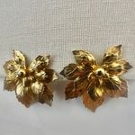 Sarah Coventry "Golden Maple" Vintage Clip Photo 0