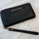 Michael Kors Wallets Photo 0