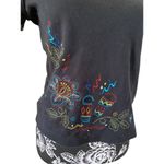 White Stag Embroidered Floral T Shirt Flower Tropical Bongo Jungle Rainbow Photo 5