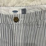 Old Navy  Striped Shorts Casual‎ Everyday Blue White Size 8 Photo 1