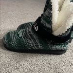 NFL  NEW YORK JETS - Green and White Fuzy Slippers Womens M 7-8 NWOT Photo 3