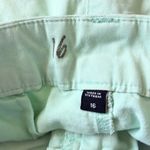 Gap Women's  Khakis mint green chino khaki cotton shorts size 16 Photo 5