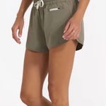 Vuori Womens Shorts Clementine 2.0 Light Oregano M Photo 0