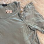 EXPRESS Women's light green Cold Shoulder Top size M brand new Photo 7