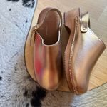 Anthropologie Rose Gold ABBA Clogs Women Size 38 Photo 1