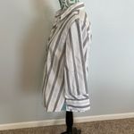 Foxcroft  Wrinkle Free Fitted Striped Button Blouse  size 10 White Gray & Black Photo 1