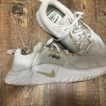 Nike Tennis Shoes Photo 2