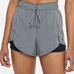 Nike  Size XL Gray Athletic Shorts. New With Tags Photo 5