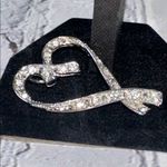 Elegant Silver Heart Photo 2