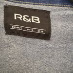 RB Threads R&B Vintage Women's Blue Denim Jacket Photo 3