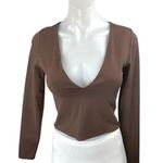 Aritzia  Babaton Women's Brown Plunge V-neck Long Sleeve Slim Crop Blouse Top M Photo 0