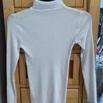 SheIn White Turtle Neck Photo 0