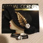 Retro Vintage style PIN of woman in hat. NEW Photo 0