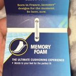 Isotoner NWT  Slippers Photo 3