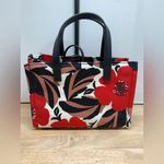 Kate Spade New York Washington Sq. Tote-Poppy Field Print Photo 2