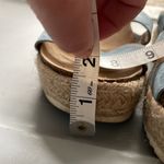 Universal Threads Cute blue sandals - a Photo 2