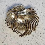 Monet Vintage Cordilia spray Gold tone Brooch textured waterfall 2” Eclectic Grandpa Photo 2