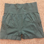 Amazon Gym wear shorts  Photo 0