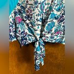 Solitaire swim (L) floral crop top, bell sleeves, lace, ties in back Photo 3