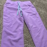 FIGS  Women’s Kade Cargo Scrub Pants Lilac Dawn XS Photo 2