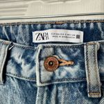 ZARA  High Waist Cropped Raw Hem Jeans - Size 2 Photo 2