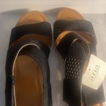 a.n.a  sandals woman’s wedge hook and loop shoe New Sz 10 M Photo 3