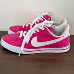 Nike Pink Canvas Sneakers Women's Size 8 Low Top Athletic Shoes BRS 378339-612 Photo 2