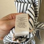 Wilfred Free Wilfred Black And White Striped Tie Back Capris Photo 8