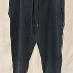 Lululemon Scuba Jogger Photo 0