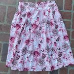 Boutique Beautiful floral skirt  Photo 3