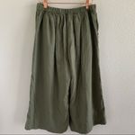 American Eagle Wide Leg Army Green Crop Pants Medium Photo 2