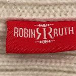 Robin Ruth Unisex hat Photo 4