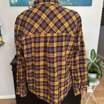 Volcom  Flannel Photo 1