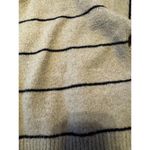 Amazon Cropped sweater Photo 2