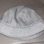 Lands' End  women’s bucket hat Photo 4