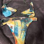 Pretty Little Thing  Photo 2